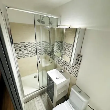 Duplex - Jacuzzi - Gare Matabiau شقة